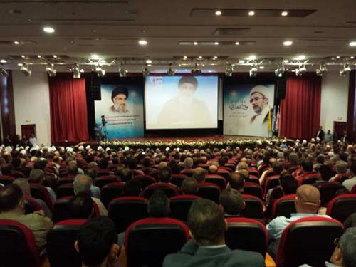 sayyed nasrola pronuncia un discurso en una ceremonia religiosa